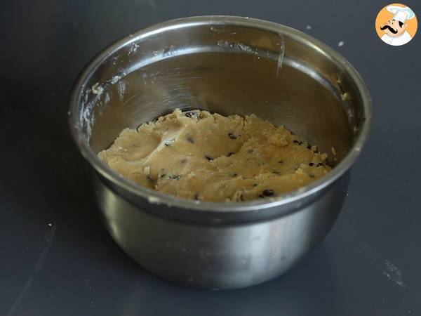 Cookie cups al cioccolato con carote di pasta di mandorla - Preparazione tappa 2