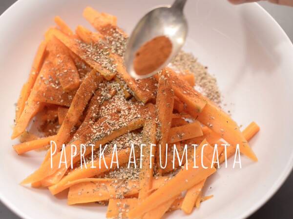 Chips di carote speziate con la friggitrice ad aria - Preparazione tappa 2
