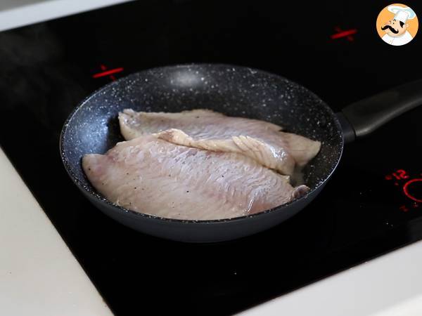 Filetti di orata al latte di cocco, la ricetta esotica che amerete alla follia! - Preparazione tappa 3