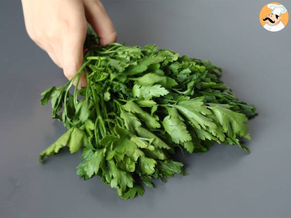 Pesto di prezzemolo e arachidi, un condimento saporito e facile da preparare! - Preparazione tappa 1