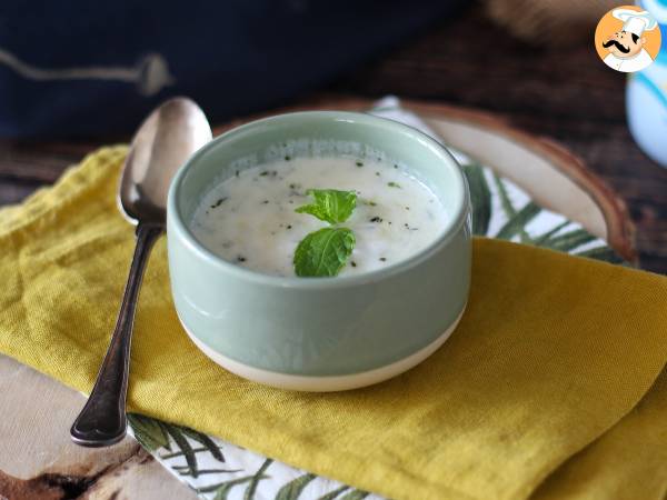 Salsa yogurt per insalate e polpette - Preparazione tappa 4