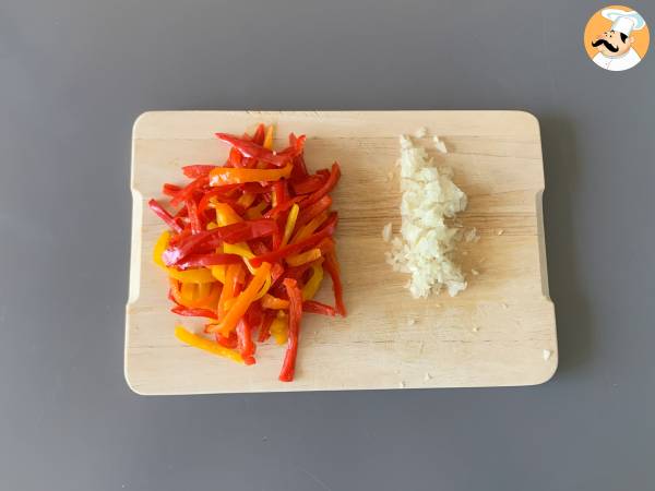 Pasta con peperoni e philadelphia - Preparazione tappa 1