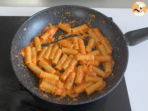 Pasta con peperoni e philadelphia - Preparazione tappa 7