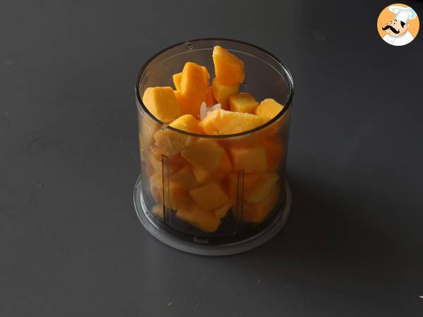 Sorbetto mango e lime: solo 3 ingredienti e pronto in 5 minuti! - Preparazione tappa 1