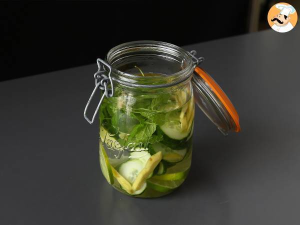 Acqua aromatizzata al cetriolo, lime, menta e zenzero - Preparazione tappa 4