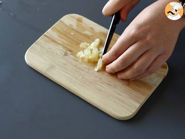 Bruschette al salmone affumicato e formaggio fresco - Preparazione tappa 1
