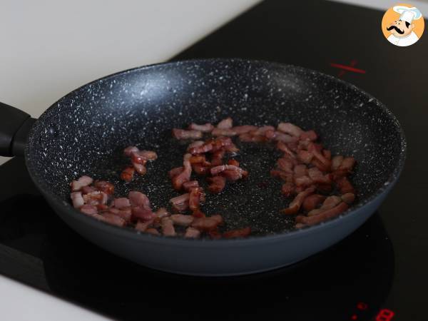 Cake salato con pancetta, formaggio caprino e noci - Preparazione tappa 1