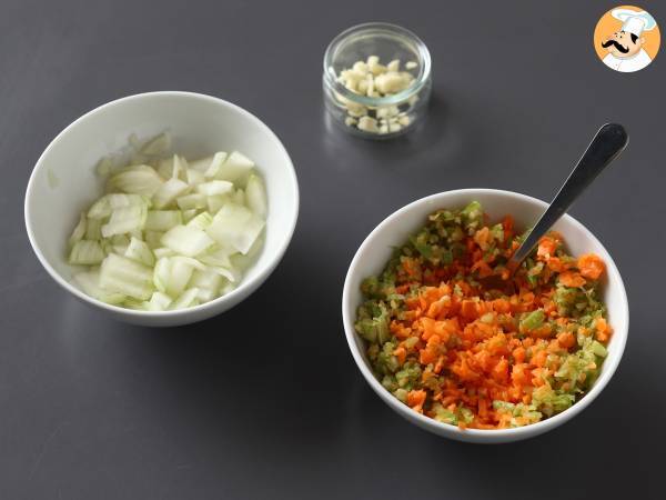 Lasagne vegetariane, la vera ricetta con proteine di soia - Preparazione tappa 1