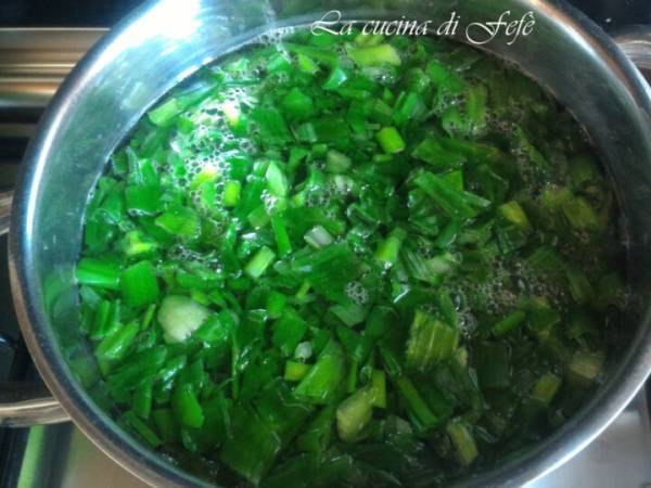 Torta di gambi di cipollotto fresco e ricotta - Preparazione tappa 4