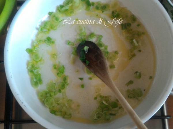 Torta di gambi di cipollotto fresco e ricotta - Preparazione tappa 5