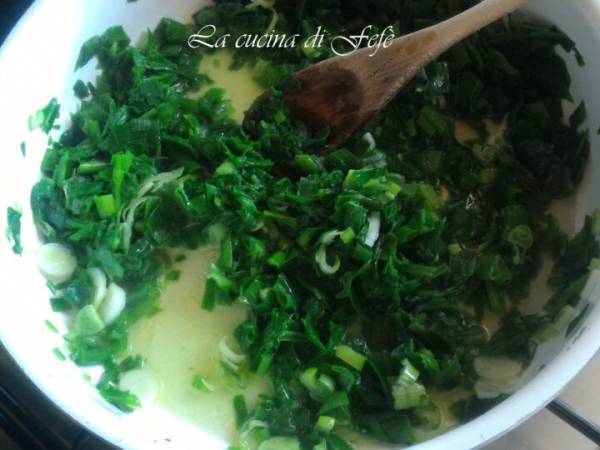 Torta di gambi di cipollotto fresco e ricotta - Preparazione tappa 6