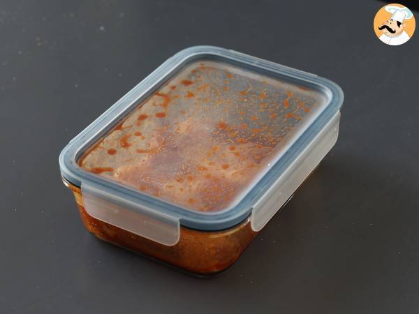 Coscette di pollo con marinatura asiatica: un piatto gustosissimo e facile da preparare - Preparazione tappa 4