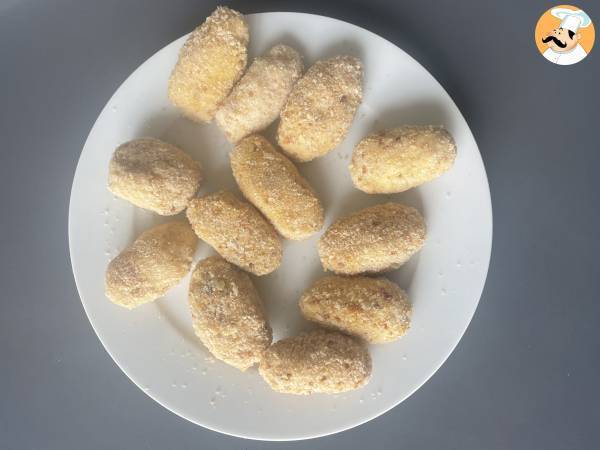 Croquetas: la ricetta delle gustosissime crocchette spagnole cotte in friggitrice ad aria - Preparazione tappa 8