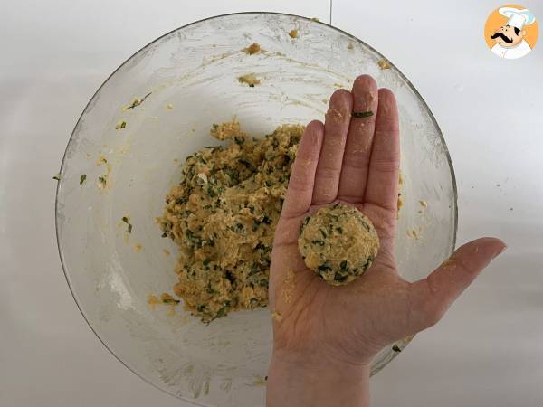 Falafel in friggitrice ad aria: le polpette di ceci facilissime da preparare - Preparazione tappa 4