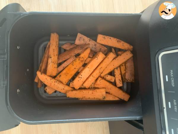 Patate dolci in friggitrice ad aria, croccanti e con il cuore morbido! - Preparazione tappa 4