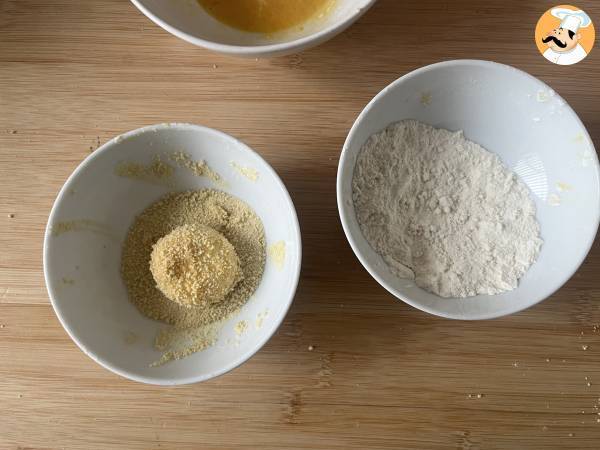 Babybel impanati e fritti in friggitrice ad aria - Preparazione tappa 2