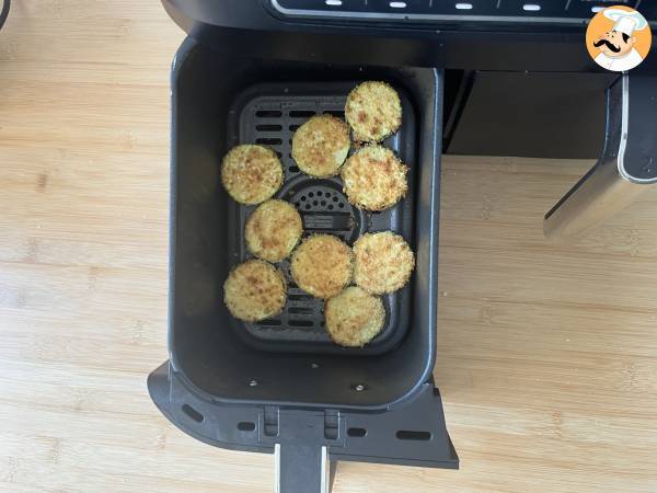 Zucchine in friggitrice ad aria: croccanti, gustose ed economiche - Preparazione tappa 6