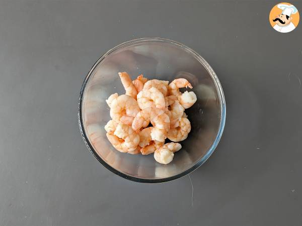 Gamberi in friggitrice ad aria: una ricetta leggera e gustosa - Preparazione tappa 1
