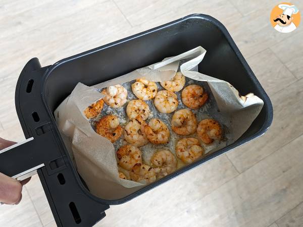 Gamberi in friggitrice ad aria: una ricetta leggera e gustosa - Preparazione tappa 5
