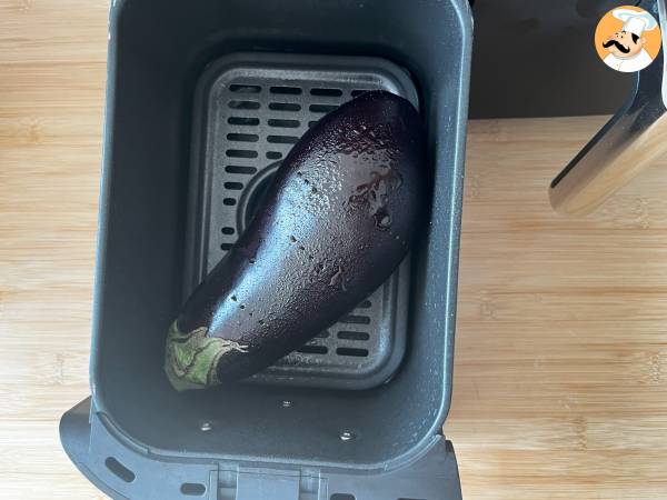 Come arrostire e sbucciare facilmente le melanzane con la friggitrice ad aria? - Preparazione tappa 2