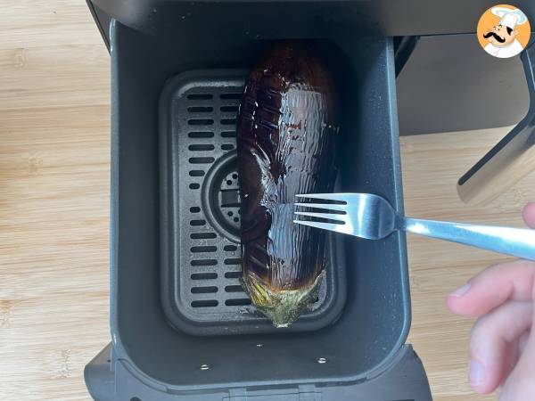 Come arrostire e sbucciare facilmente le melanzane con la friggitrice ad aria? - Preparazione tappa 3