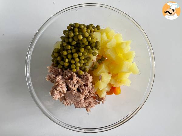 Insalata russa con tonno e maionese fatta in casa - Preparazione tappa 5