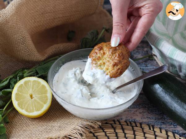 Frittelle di zucchine e feta in friggitrice ad aria - Preparazione tappa 6