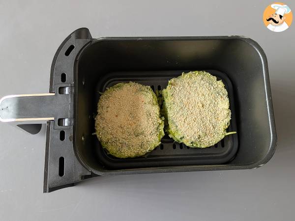 Burger di zucchine e patate in friggitrice ad aria - Preparazione tappa 8