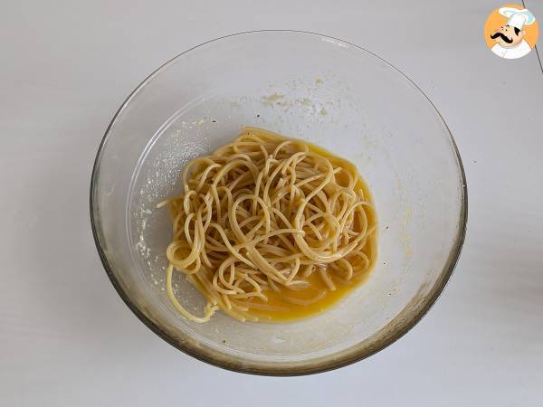 Frittata di pasta in friggitrice ad aria - Preparazione tappa 4