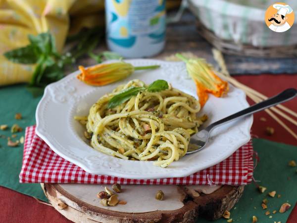 Pasta con fiori di zucca, ricotta e pistacchi - Preparazione tappa 7