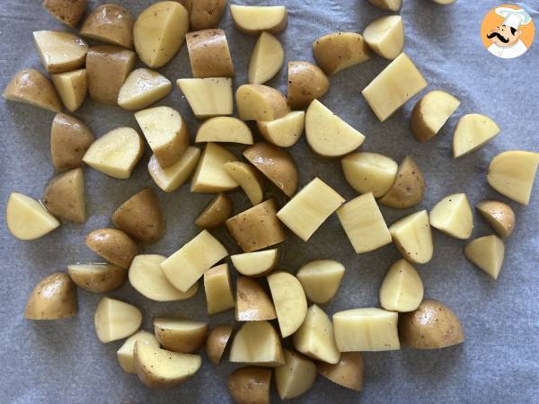 Patate al forno con salsa chimichurri - Preparazione tappa 3