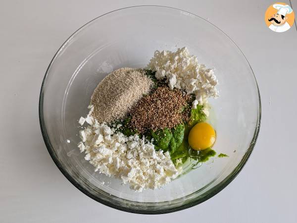 Polpette di piselli e feta in friggitrice ad aria: sfiziose e velocissime da preparare! - Preparazione tappa 4