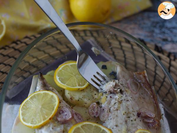Come cucinare lo sgombro al forno con patate? - Preparazione tappa 7