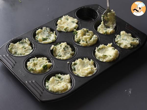 Muffin di patate: la ricetta veloce ed economica spiegata passo a passo! - Preparazione tappa 6