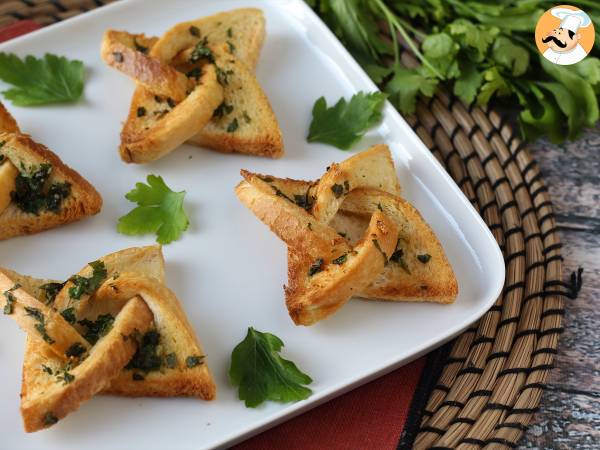 Stelle di pane all'aglio, un ottimo aperitivo per le feste - Preparazione tappa 11