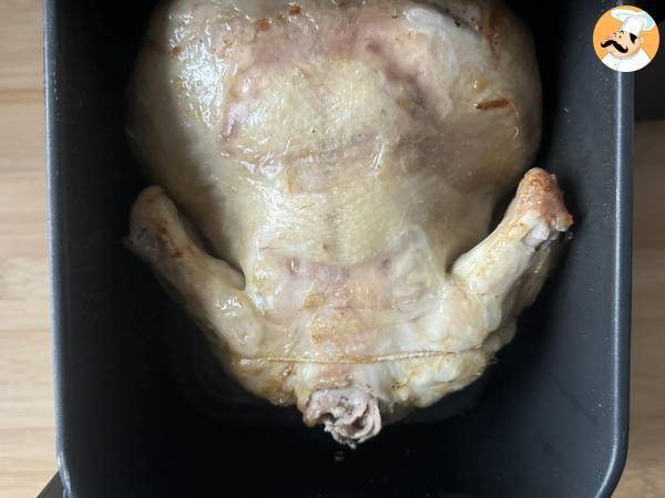 Come si prepara il pollo arrosto nella friggitrice ad aria? - Preparazione tappa 3