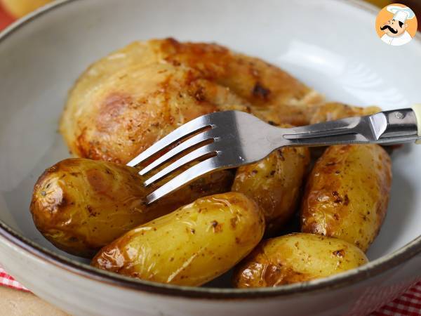 Come si prepara il pollo arrosto nella friggitrice ad aria? - Preparazione tappa 4