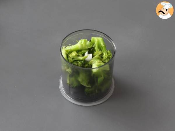 Pasta fresca con broccoli: perfetta per far mangiare le verdure ai bambini! - Preparazione tappa 1