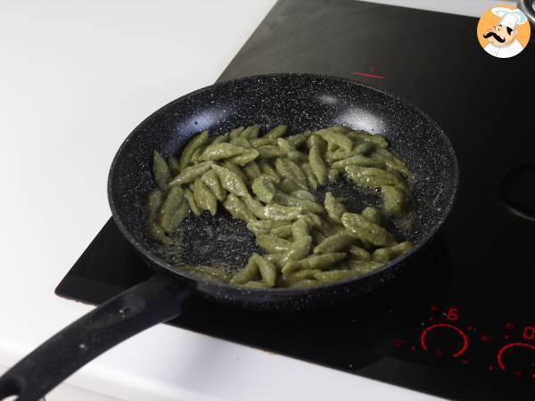 Pasta fresca con broccoli: perfetta per far mangiare le verdure ai bambini! - Preparazione tappa 8