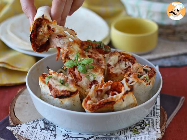 Cosa fare con le piadine? Una ricetta sfiziosa gusto pizza! - Preparazione tappa 11