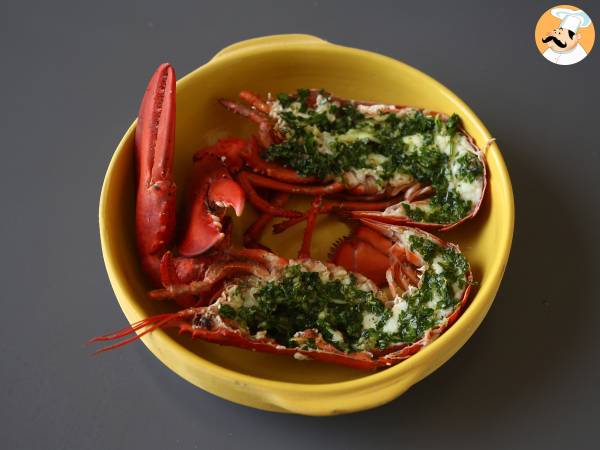 Astice al forno con prezzemolo e limone: semplicità e raffinatezza a tavola. - Preparazione tappa 5