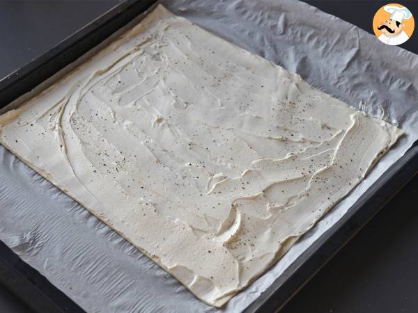 Rustici di pasta sfoglia: l'idea perfetta per un aperitivo last-minute o un buffet casalingo - Preparazione tappa 1