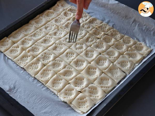 Rustici di pasta sfoglia: l'idea perfetta per un aperitivo last-minute o un buffet casalingo - Preparazione tappa 4