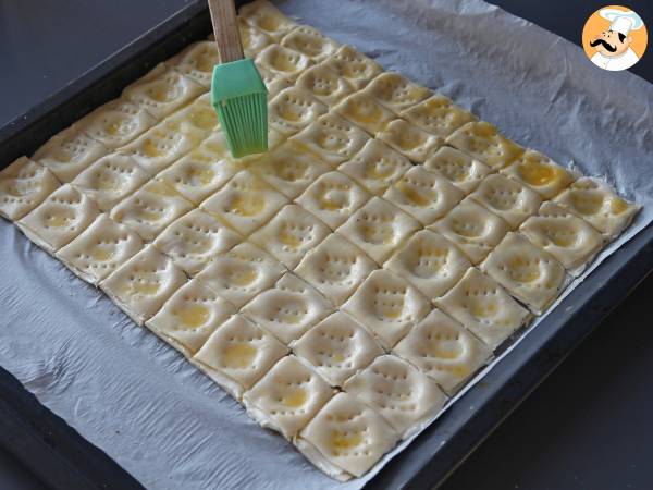Rustici di pasta sfoglia: l'idea perfetta per un aperitivo last-minute o un buffet casalingo - Preparazione tappa 5