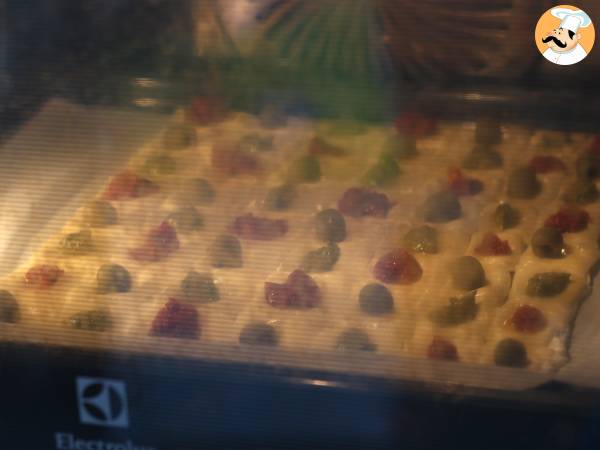 Rustici di pasta sfoglia: l'idea perfetta per un aperitivo last-minute o un buffet casalingo - Preparazione tappa 7