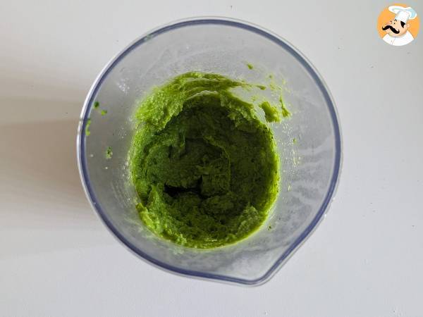Pasta cremosa con broccoli e mandorle: un piatto facile da preparare e ricco di sapore - Preparazione tappa 5
