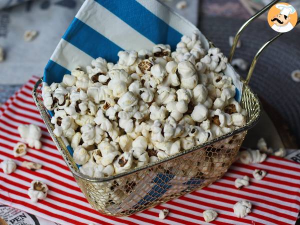 Popcorn in friggitrice ad aria, velocissimi da preparare! - Preparazione tappa 6