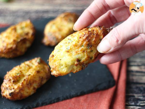Polpette di cavolfiore in friggitrice ad aria: la ricetta economica e vegetariana - Preparazione tappa 9