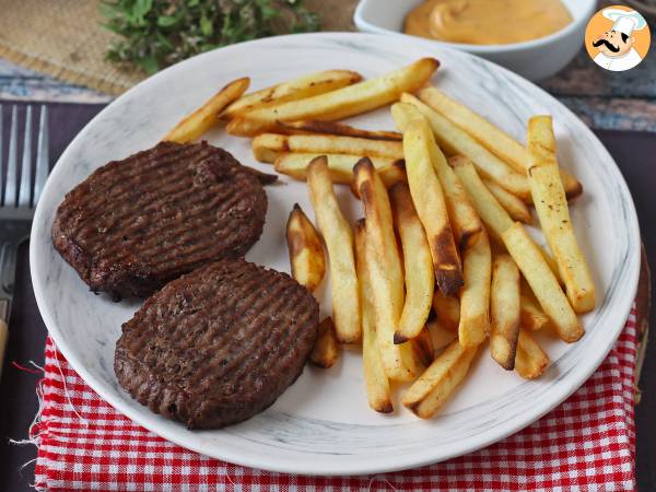 Hamburger in friggitrice ad aria: pronti in pochissimi minuti! - Preparazione tappa 3