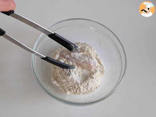 Bastoncini di pesce in friggitrice ad aria: croccanti, leggeri e facili da preparare! - Preparazione tappa 4